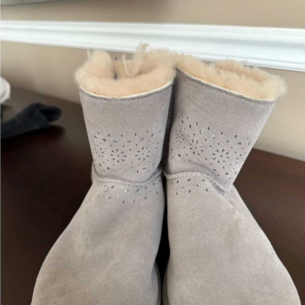Gray Suede Boots with Shearling Lining